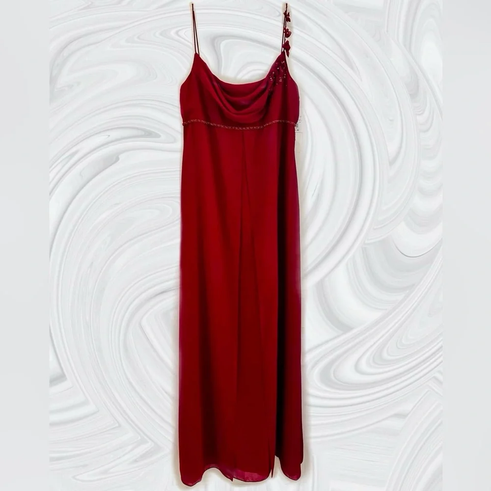Formal Dress - Picture 2 of 3